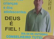 Santinhos foram apreendidos