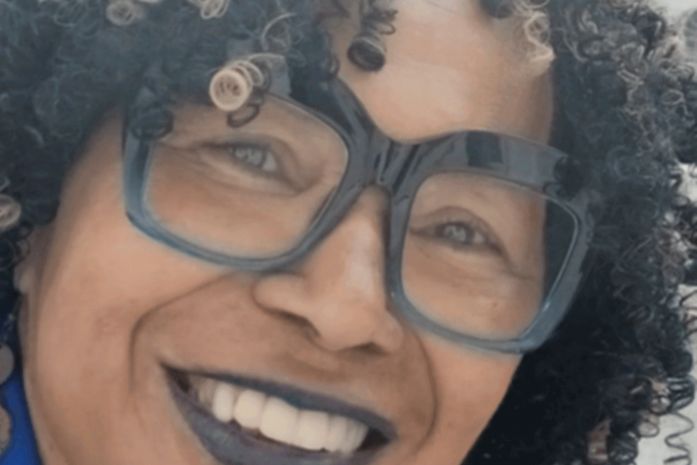 O blog desta ativista, Arísia Barros, foi utilizado como ferramenta de aprendizagem na Universidade de Brasília. Legal, né?