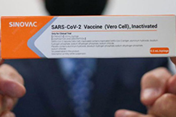 Anvisa deve informar, em 48 horas, motivação para a suspensão dos testes da CoronaVac