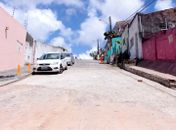 Após obras, Rua Dr. Ambrósio Lyra, no Farol, está liberada para veículos