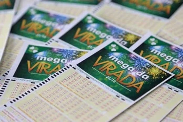 8 apostas acertam a Mega da Virada e ganham R$ 79,4 milhões cada; veja dezenas sorteadas