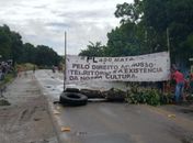 Indígenas voltam a protestar e bloqueiam trecho da rodovia BR-101 no interior de Alagoas