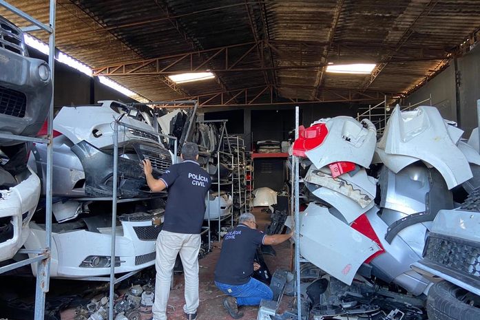 Polícia Civil descobre locais de desmanches de automóveis durante operação em Maceió