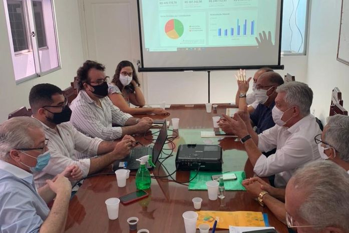 Técnicos da prefeitura discutem modernização tributária de Palmeira