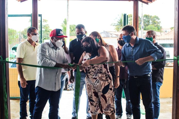 Prefeito Padre Eraldo entrega unidades de saúde e escolares totalmente transformadas