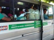 Usuários de vans de Palmeira dos Índios denunciam descaso e superlotação