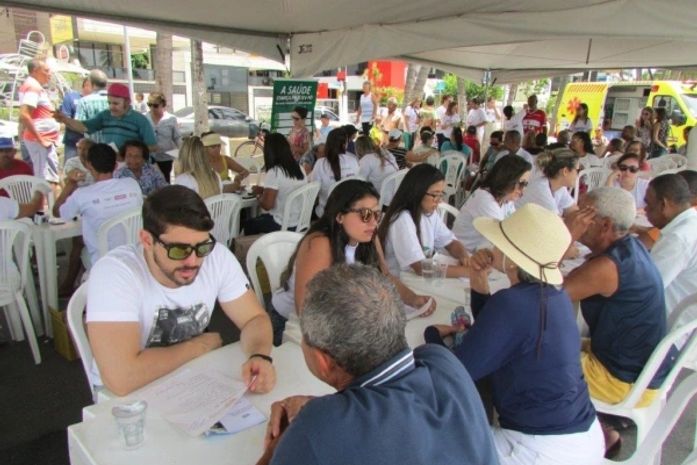 Diabéticos devem ter cuidados para evitar o desenvolvimento de graves infecções