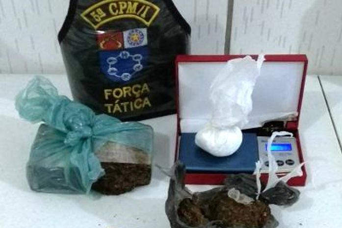Material apreendido com os suspeitos