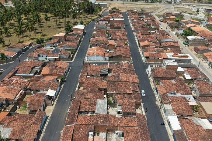 Prefeito Marcelo Beltrão garante 100% de pavimentação no conjunto Joaquim Beltrão
