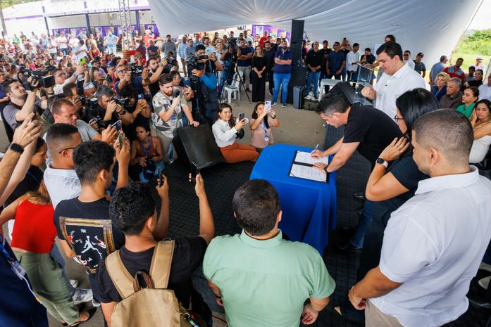 Governador amplia frota intermunicipal e garante novas creches e pavimentação de ruas em Rio Largo