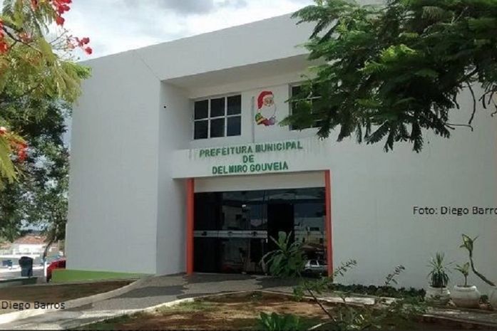 MPE/AL pede prisão de prefeito, vereadores, secretários e ex-vereador de Delmiro Gouveia