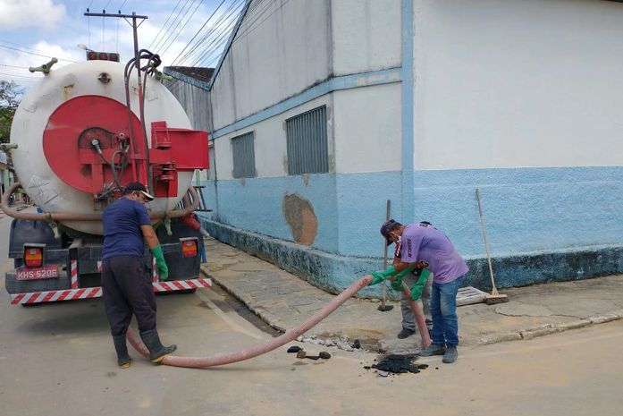 Limpeza das galerias de águas pluviais é intensificada em Branquinha