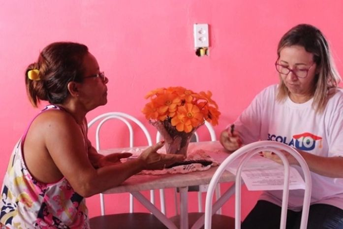 Seduc efetua mais de 90 matrículas e proporciona volta ao estudo a moradores das grotas de Maceió