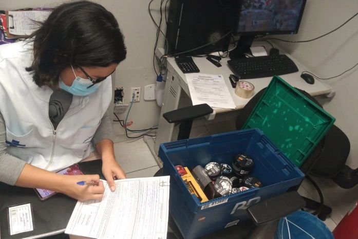 Anvisa proibiu a comercialização do item após usuários relatarem irritação nos olhos.