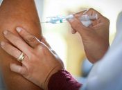Ministério da Saúde recebe 1 milhão de doses de Coronavac nesta quarta (16)