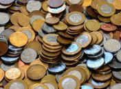 Quem quer dinheiro? As “agências de investimento” e a crença no Papai Noel
