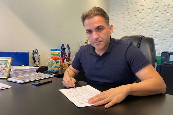 Pilar sanciona Piso Nacional da Enfermagem e inicia pagamento de auxiliares e técnicos com retroativos