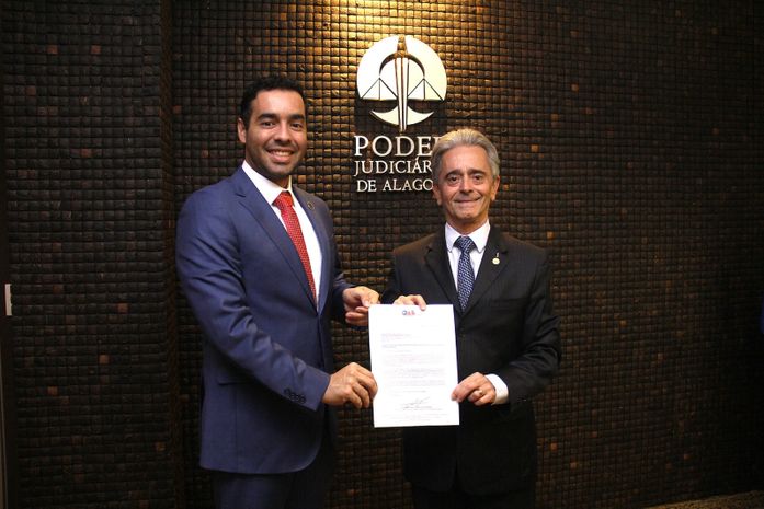 Presidente do TJAL discute demandas abusivas com representante da OAB/AL