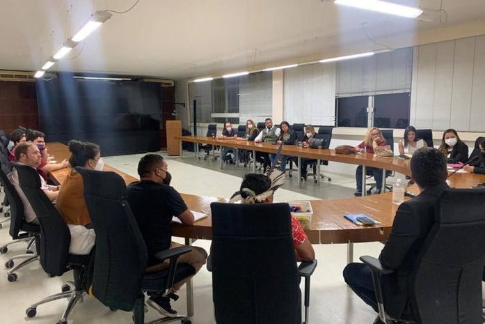 Encontro de representantes para alinhamento e utilização do capital destinado a imigrantes indígenas