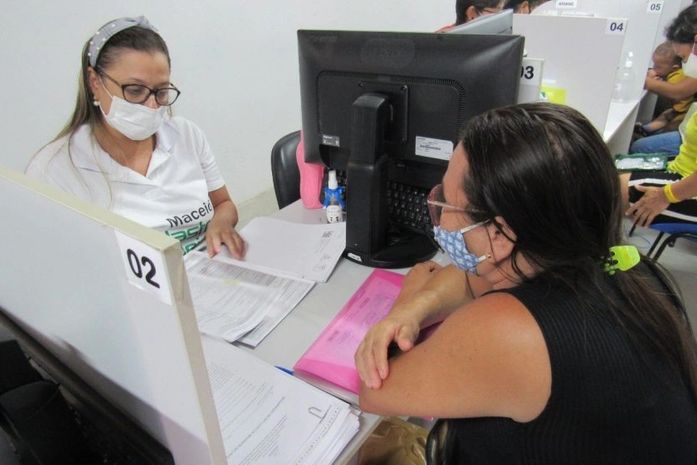Novo sistema de agendamento online vai evitar aglomerações na sede do CadÚnico.