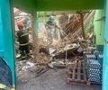 Estabelecimento comercial é isolado pelo Corpo de Bombeiros após desabamento de telhado, em Arapiraca