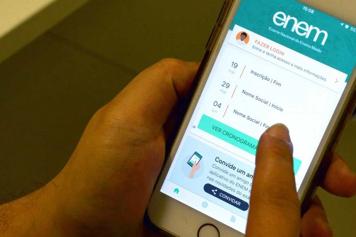 Ministro diz que governo recorrerá de decisão sobre adiamento do Enem