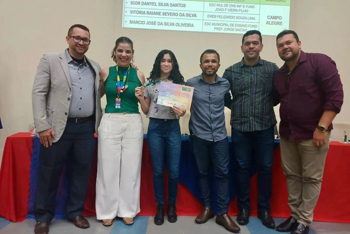Aluna da rede municipal de Branquinha participa da premiação da Olimpíada Brasileira de Matemática das Escolas Públicas