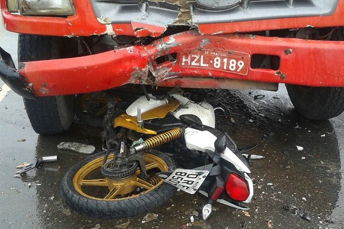 Motociclista morreu na colisão