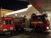 Incêndio atinge Mercado Público de Penedo e queima lanchonete