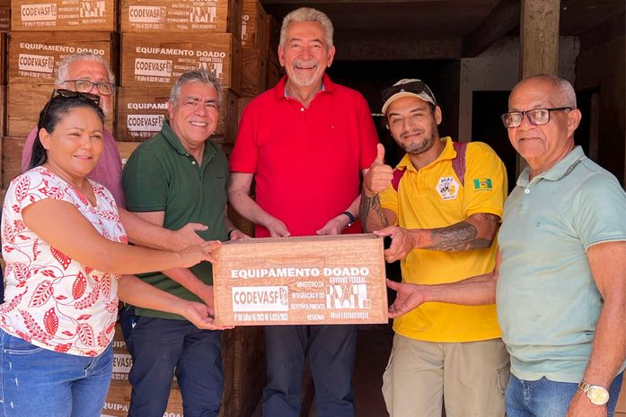 Deputado Paulão destina emenda para fortalecer a cadeia produtiva do mel e da própolis vermelha em Alagoas