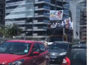 Vídeo: ex-secretário de Esporte dá mau exemplo ao participar de invasão à rua fechada