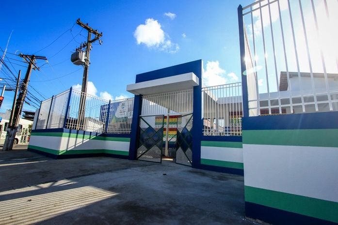 Escola Pompeu Sarmento