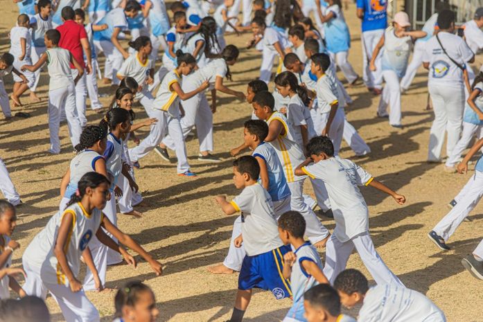 Alunos do Tempo Integral participam do Festival de Duplas Arte Capoeira nas Escolas