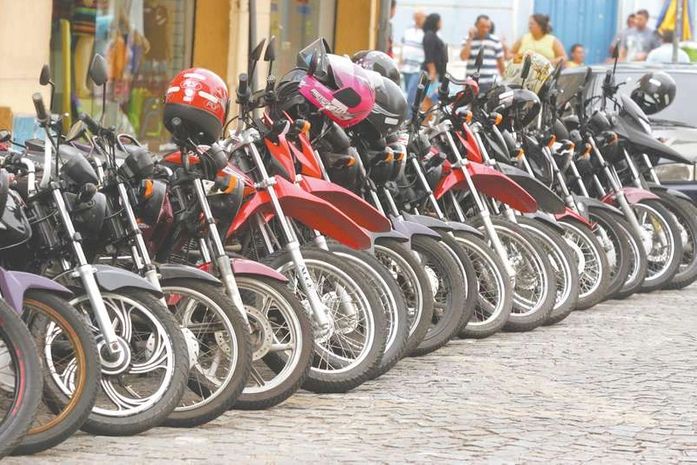 Em dez anos, número de pessoas habilitadas para conduzir motos cresceu 86,3% em Alagoas