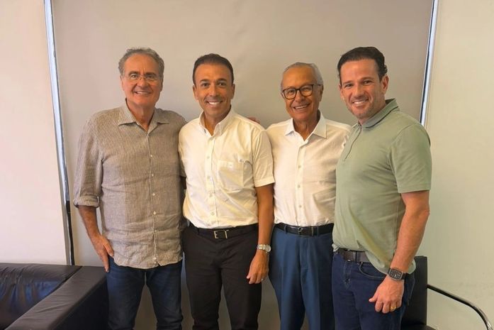 Prefeito Theobaldo Cintra participa de reunião com lideranças políticas do MDB