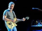 Eddie Van Halen, guitarrista, morre aos 65 anos