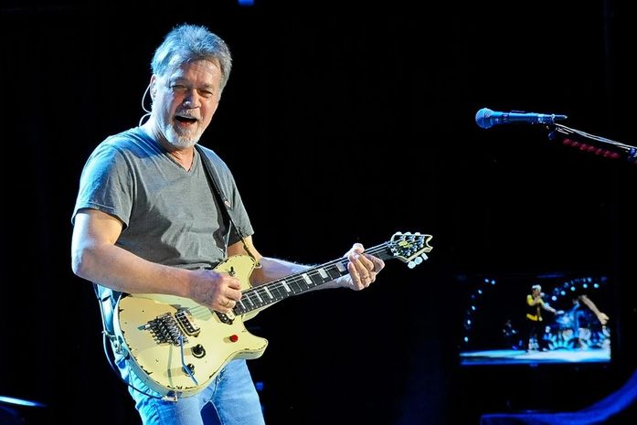 Eddie Van Halen, guitarrista, morre aos 65 anos