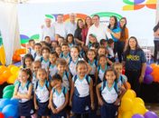 Prefeito Luciano entrega escola de tempo integral em Mangabeiras e anuncia inauguração de mais uma creche em Arapiraca