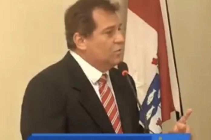 Vereador Cidoca é bolsonarista de carteirinha