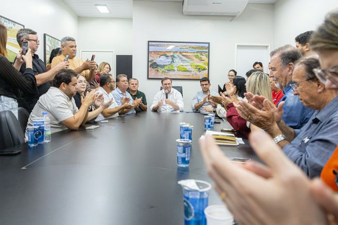 Prefeito Luciano autoriza pavimentação de mais de 5 km entre Canaã e Tabela
