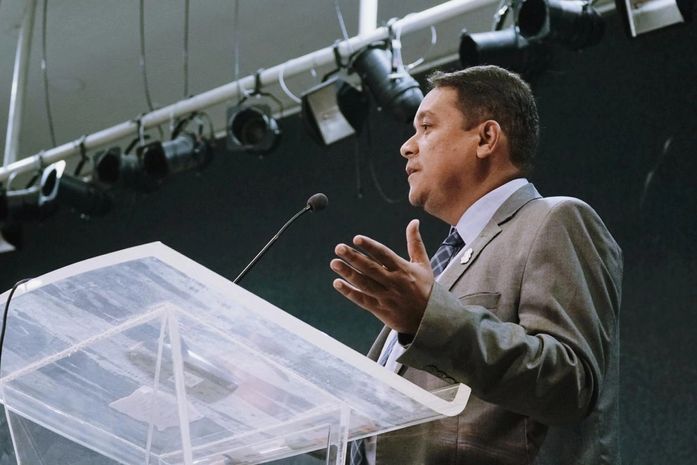 Vice-presidente do Conasems diz que sustentabilidade do SUS requer mais financiamento