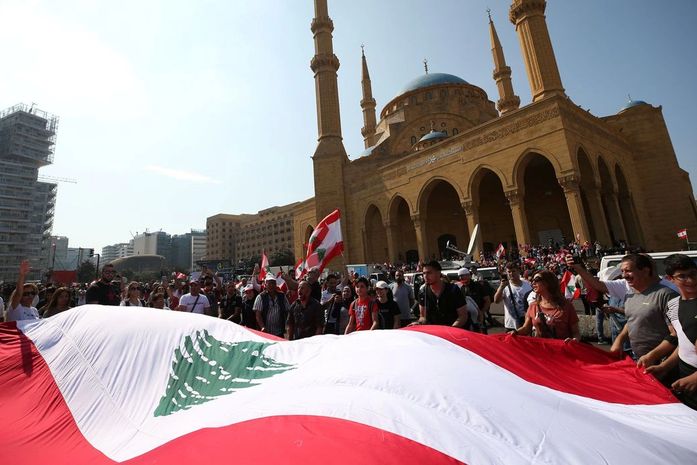 Bolsonaro convida Temer para chefiar missão humanitária no Líbano