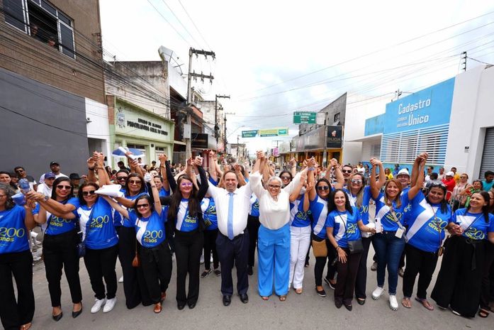 Arapiraca comemora o Bicentenário da Independência do Brasil com desfile histórico