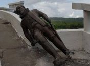 Estátua de Maurício de Nassau é alvo de vandalismo em Penedo 

