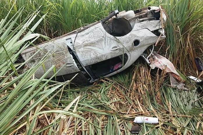Voyage ficou completamente destruído (Foto: Alagoasweb)