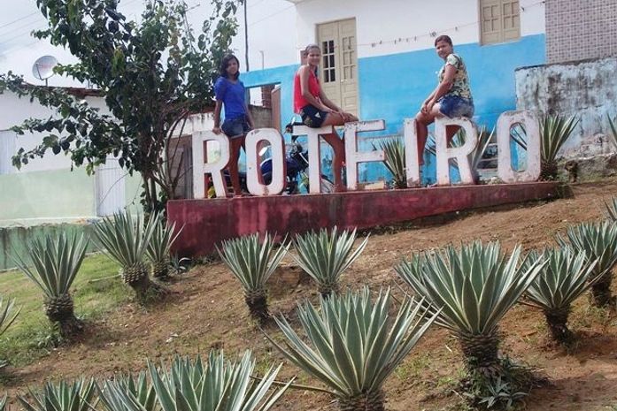 Entrada da cidade de Roteiro, Alagoas.