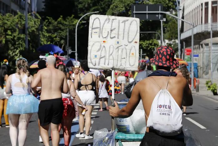 Ambulantes que se formalizaram como MEI crescem 45% em 2 anos