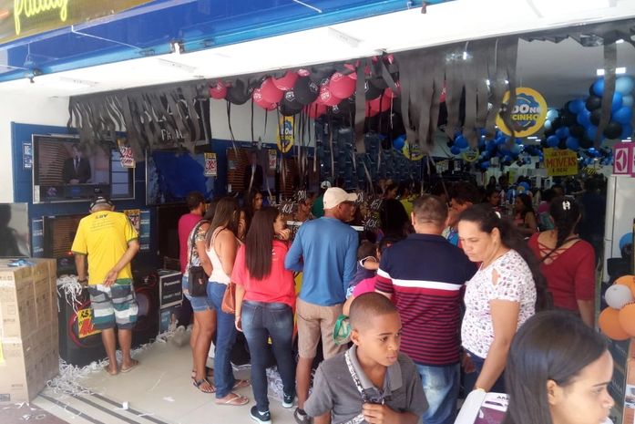 Lojas do Centro estão lotadas nesta Black Friday