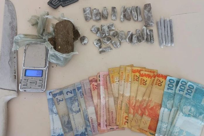 Homem é flagrado com maconha e invade residência para se esconder de policiais no Agreste de AL