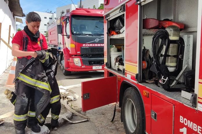 Mulher ateia fogo em sua própria casa após descobrir traição na parte alta de Maceió